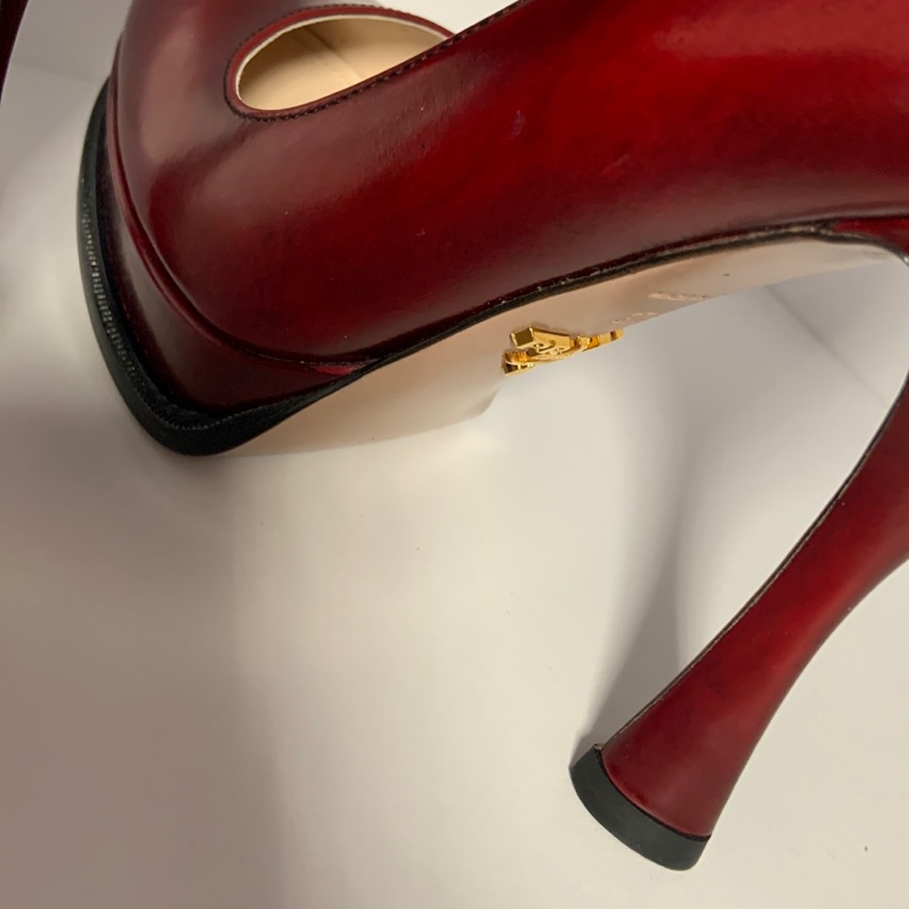 SOLD PRADA SPAZZOLATO FUME IN SCARLATTO - Picture 2 of 16